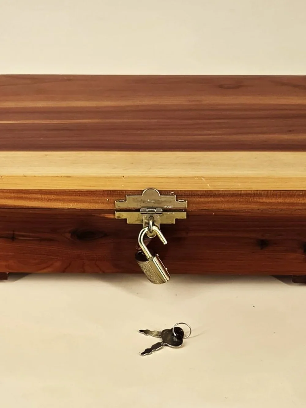 Handmade 1950s Solid Cedar Wooden Keepsake Box Brass Latch Lock & 2 Keys 4 Feet